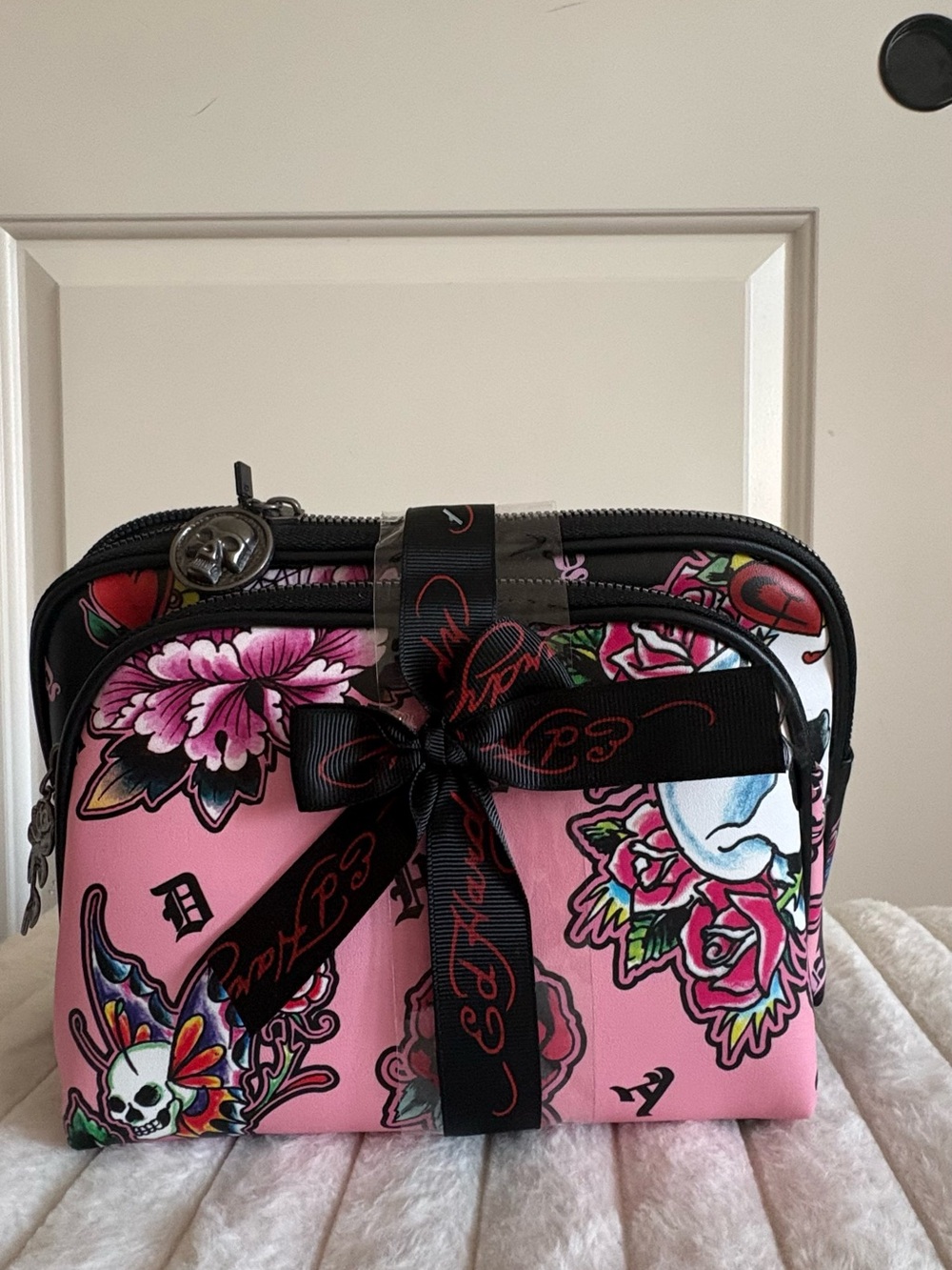 Ed Hardy Pink and black  Floral Tattoo Print Cosmetic Bag set (2)